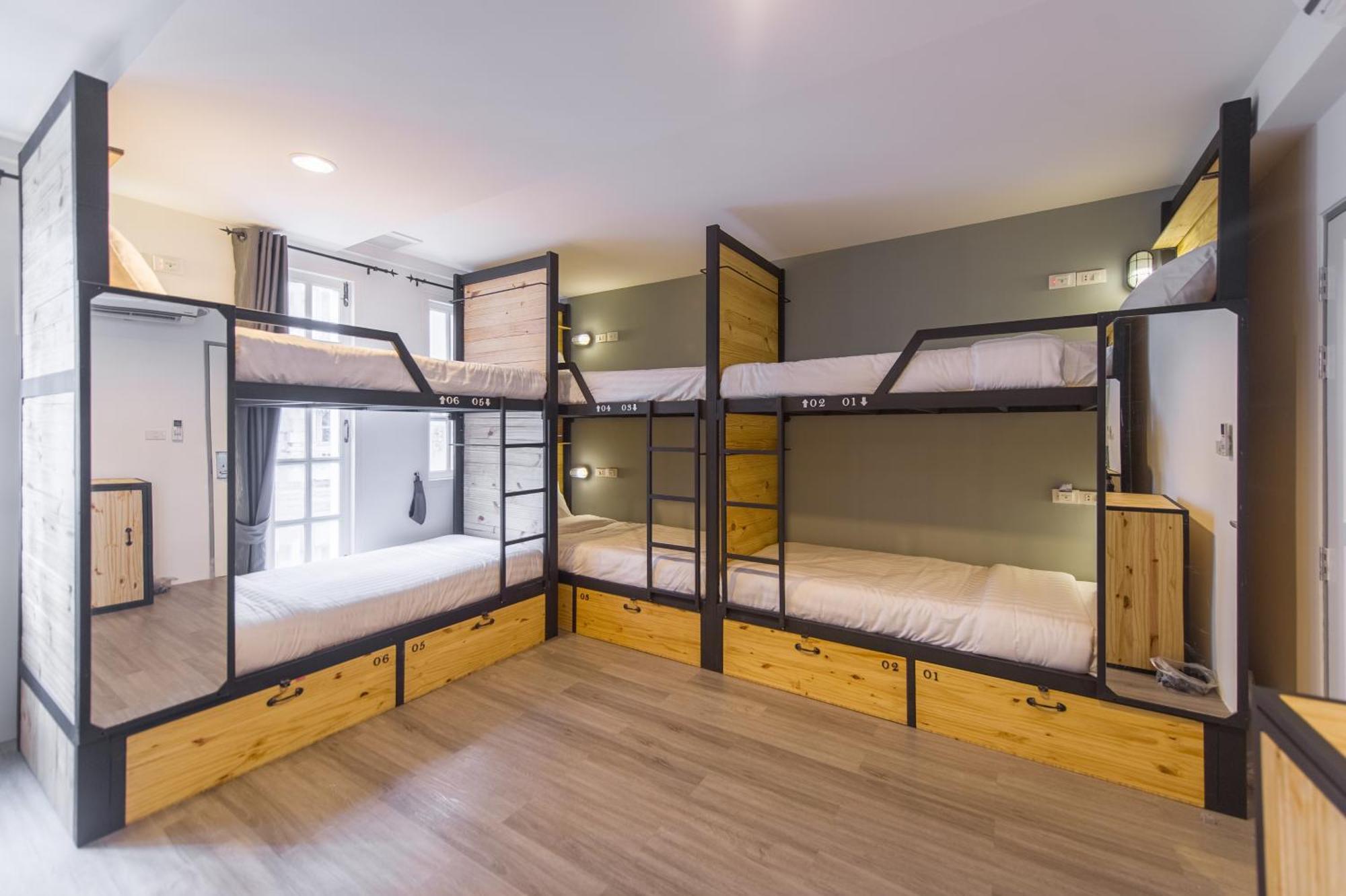 X9hostel אכסניה *