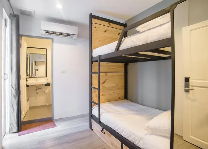 X9Hostel